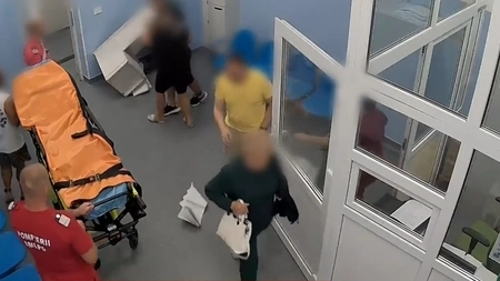 Teroare în Spitalul din Găiești! Un tânăr beat a agresat personalul medical și a distrus unitatea de Primiri Urgențe