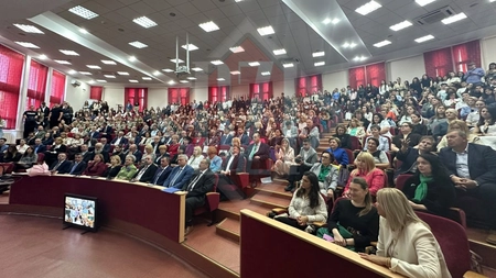 Anul universitar a început la UMF Iași! Rectorul Viorel Scripcariu, mesaj pentru cei 2.000 de boboci