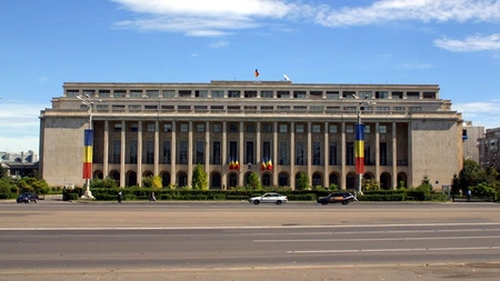 Parlamentarii au revenit la muncă în plin blocaj politic. Cum preferă demnitarii să-și încaseze banii