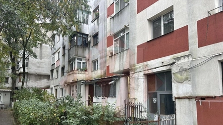 Un ieșean care și-a modificat balconul și a refăcut fațada apartamentului trebuie să demoleze totul. Instanța a decis că lucrările sunt neregulamentare