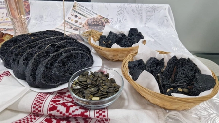 Pâine cu cărbune alimentar la concursul gastronomic de la USV Iași! Cum au ajuns elevii să folosească ingredientul surprinzător