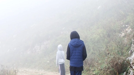 Doi copii, abandonați pe munte de propria mamă, care voia să ajungă pe vârf: „Am auzit un plâns sfâșietor”