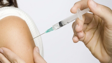Ce reactii adverse poate avea vaccinul anti-gripal?
