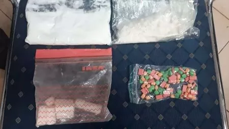 Canabisul, cocaina și pastilele ecstasy le-au adus 22 de ani de pușcărie! Investigatori sub acoperire au cumpărat <em class='ep-highlight'>drogurile</em> din banii statului!