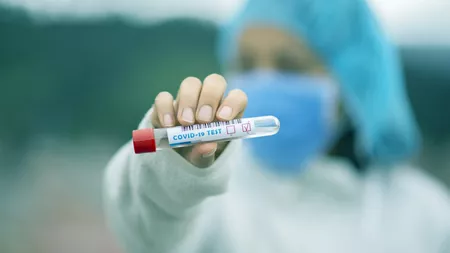 Un medic infecționist dezvăluie care este numărul real de persoane infectate cu noul coronavirus!