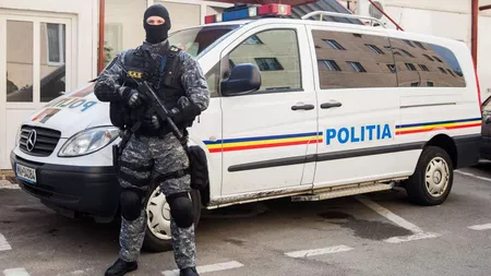 Victorie pentru polițiști, după 11 ani de căutări. Un traficant de <em class='ep-highlight'>droguri</em> care a plasat valută falsă pe piața din Iași a fost prins în Portugalia (Exclusiv)