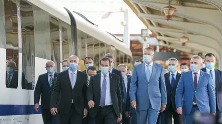 Preşedintele şi premierul României au testat trenul de la Gara de Nord la Otopeni