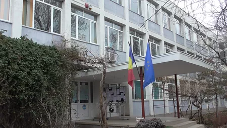 Încă doi profesori din București, soț și soție, s-au infectat cu COVID-19: Bărbatul este în stare gravă