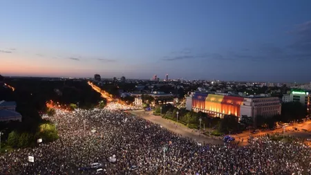 Protest HoReCa în fața Guvernului! Antreprenor: „Noi nu putem să mai trecem prin ce am trecut în luna martie”