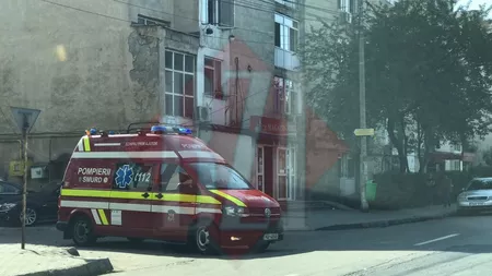 Accident rutier în Iași! O fetiță care se afla pe o trotinetă electrică, lovită de un autoturism - FOTO