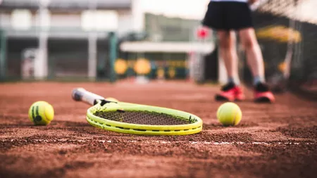 Vești bune pentru unii jucători de tenis care vor să participe la Australian Open. Cei care au fost infectaţi cu virsul Sars-CoV-2 după 31 iulie 2021 pot participa la competiție