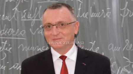 Ministrul Educației, despre campania de vaccinare: „Peste jumătate dintre profesorii din preuniversitar nu vor să se vaccineze“