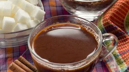 Cum faci să fie densă ciocolata caldă - Secrete din bucătărie