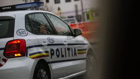 Un turist cazat la o pensiune din Predeal a snopit în bătaie o prostituată, după care a jefuit-o