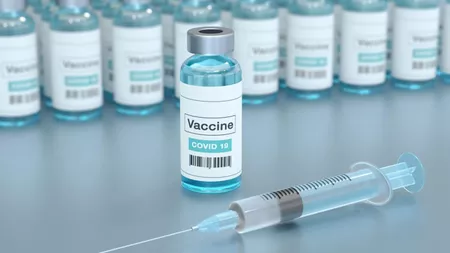 Vaccinul anti-COVID-19 nu va ajunge niciodată în farmacii! Imunizarea populației se va realiza doar cu dozele care vor fi distribuite la centrele de vaccinare