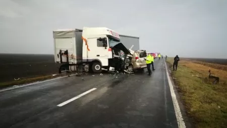 Accident rutier soldat cu doi morți, în Brăila. Au fost implicate mai multe autoturisme, un autobuz și un camion