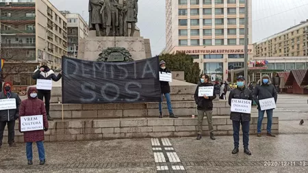 Incredibil! Angajaţii ONRI sunt ameninţaţi că vor fi daţi afară din cauza protestelor. Artiştii nu sunt speriaţi şi continuă manifestările - FOTO/ VIDEO