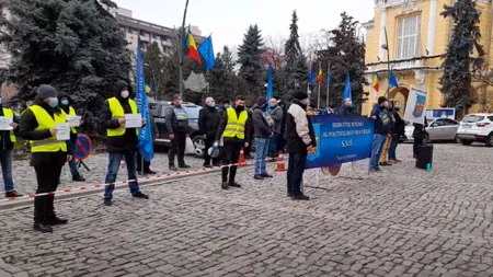 Protest al polițiștilor față de înghețarea salariilor: „Recurgem şi la alte forme de protest!“