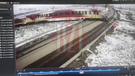 Imagini cu un puternic impact emoţional! Momentul accidentului mortal în care un BMW a fost izbit în plin de tren a fost filmat! Ce a făcut şoferul în ultima clipă de viaţă - VIDEO