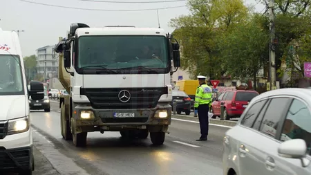 Dosare penale pe bandă rulantă pe șoselele din județ! Șofer din Iași, prins băut la volan! Un alt bărbat, descoperit conducând fără carnet!