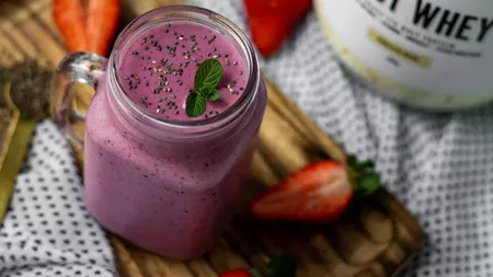 Smoothie cu fructe de pădure - Sursa zilnică de vitamine