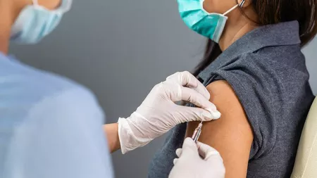 Record de doze de vaccin anti-Covid-19 administrate în județul Iași, ieri