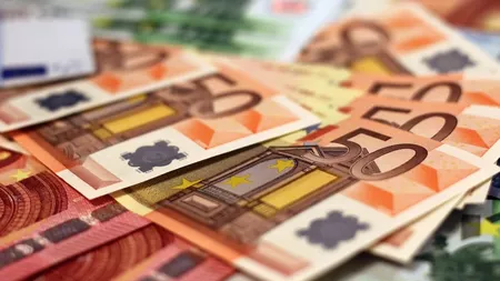 Curs valutar 21 mai 2021. Ce se întâmplă cu moneda europeană înainte de weekend