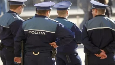 Un bărbat din Pitești a fost amendat după ce a le-a atras atenția unor polițiști că au parcat neregulamentar
