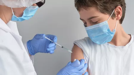 De ce este importantă vaccinarea copiilor? Ioana Mihăilă: „Aşa le putem permite acestora să intre în contact mai uşor cu persoanele adulte care sunt nevaccinate”