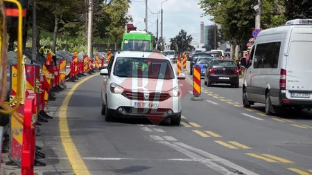 O nouă zi de coșmar în traficul din Bucium! Coadă infernală de autoturisme din cauza lucrărilor făcute de Conest SA la rețeaua de termoficare