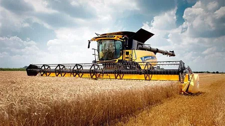 Producția de cereale, din anul 2021, este peste așteptările fermierilor din Iași. Agricultorii sunt în plină campanie de recoltare la grâu și rapiță