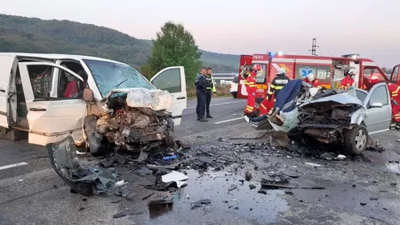 Accident rutier grav în judeţul Cluj. Doi şoferi au murit după un impact violent