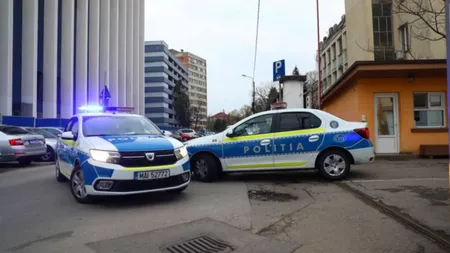 Un bărbat a fost înjunghiat pe o stradă din Bucureşti. Totul a pornit de la o şicanare în trafic