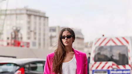 Fuchsia: Culoare care a înnebunit „fashionistele“ în sezonul de iarnă!