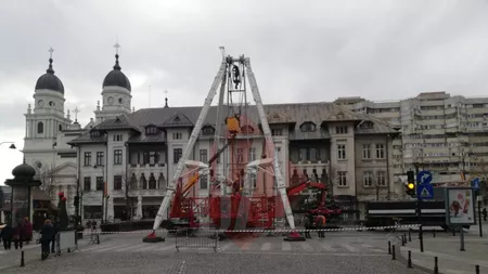 Se montează roata de pe bulevardul Ștefan cel Mare! Primarul Mihai Chirica a verificat lucrările -FOTO