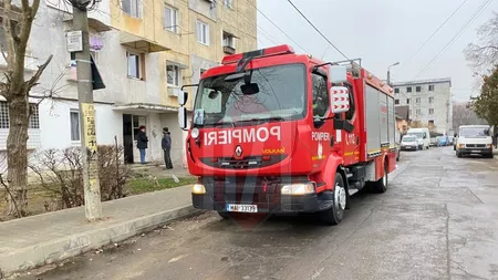 Incendiu în municipiul Iaşi. Tabloul electric de pe casa scării unui bloc a luat foc - EXCLUSIV, FOTO