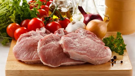 Cum să prepari cea mai bună friptură din carne de porc la cuptor: secretele din bucătăria bunicii