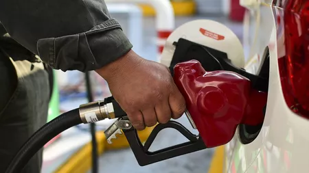 Prețul benzinei a ajuns la un nou record! Șoferii sunt revoltați
