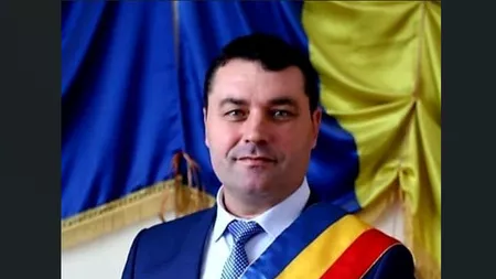 Primarul comunei Grozeşti, Cristea George, a fost prins azi noapte băut la volan - EXCLUSIV, FOTO