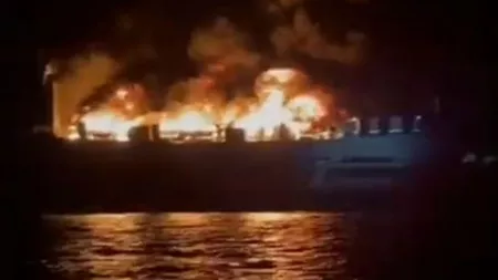 Feribot cu 29 de români la bord, cuprins de flăcări în Marea Mediterană. Ce a transmis MAE - VIDEO, UPDATE