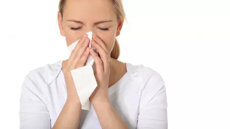 Îmi curge nasul și strănut - Remedii naturale pentru alergii