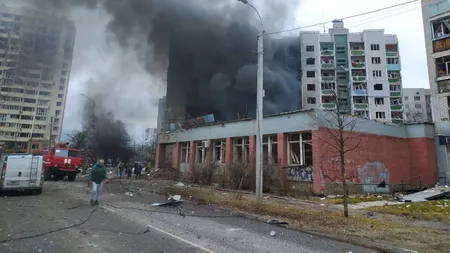 Armata rusă a bombardat două școli în regiunea Cernigov din Ucraina - VIDEO