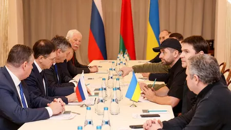 Un negociator rus a transmis că Moscova și Kiev sunt pe drumul spre un acord asupra demilitarizării Ucrainei