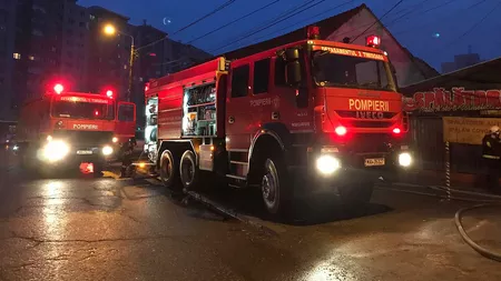 Incendiu de vegetație uscată în municipiul Iași. Intervine o autospecială pentru stingerea flăcărilor - EXCLUSIV