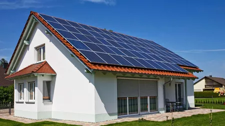 Administrația Fondului pentru Mediu începe evaluarea dosarelor depuse de ieșeni în programul Casa Verde Fotovoltaice 2021