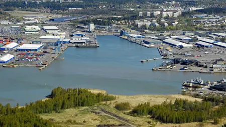 Nave de război NATO au acostat într-un port finlandez