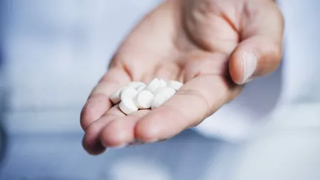 Aspirină sau paracetamol pentru răceală? Iată care dintre aceste medicamente este mai eficient