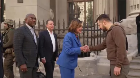 Preşedintele Camerei Reprezentanţilor din SUA, Nancy Pelosi, s-a întâlnit la Kiev cu Volodimir Zelenski