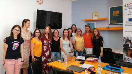 Profesori din cinci unități de învățământ din județul Iași au mers în Italia, în cadrul unui nou proiect Erasmus+