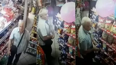 Imaginile care stârnesc milă și suferință. Un bătrân a fost surprins de camerele de luat vederi în timp ce fura orez şi paste făinoase - VIDEO